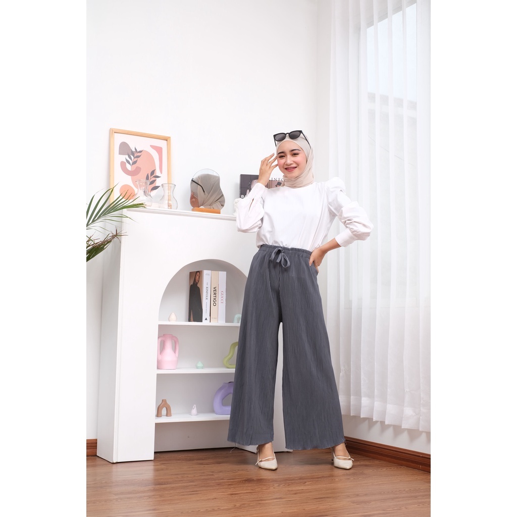 [ 𝐂𝐫𝐨𝐜𝐮𝐬 ] Summer Highwaist Kulot Plisket lidi Ribbon Pleated Cullotes Celana Bawahan Wanita-Summer - DARK GREY