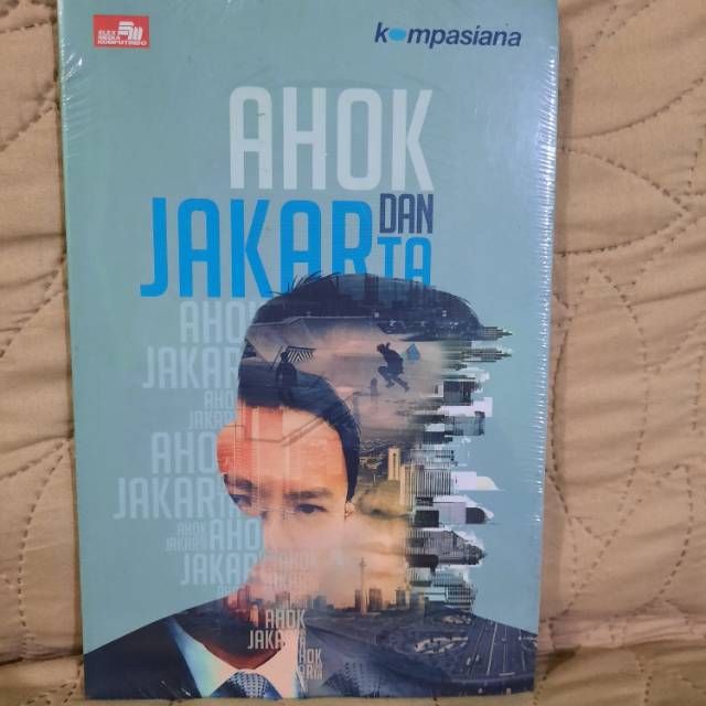 SEGEL Buku Biografi Ahok Dan Jakarta