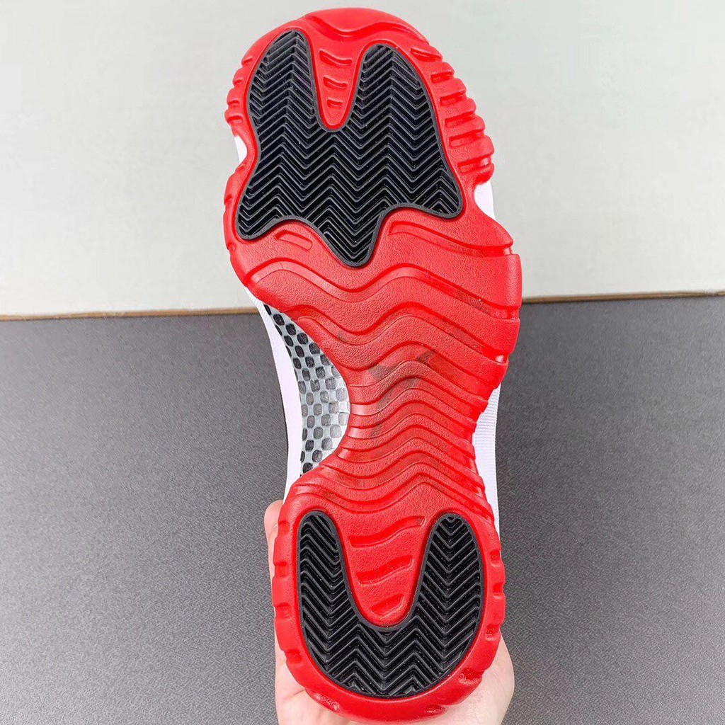 bred 11 carbon fiber