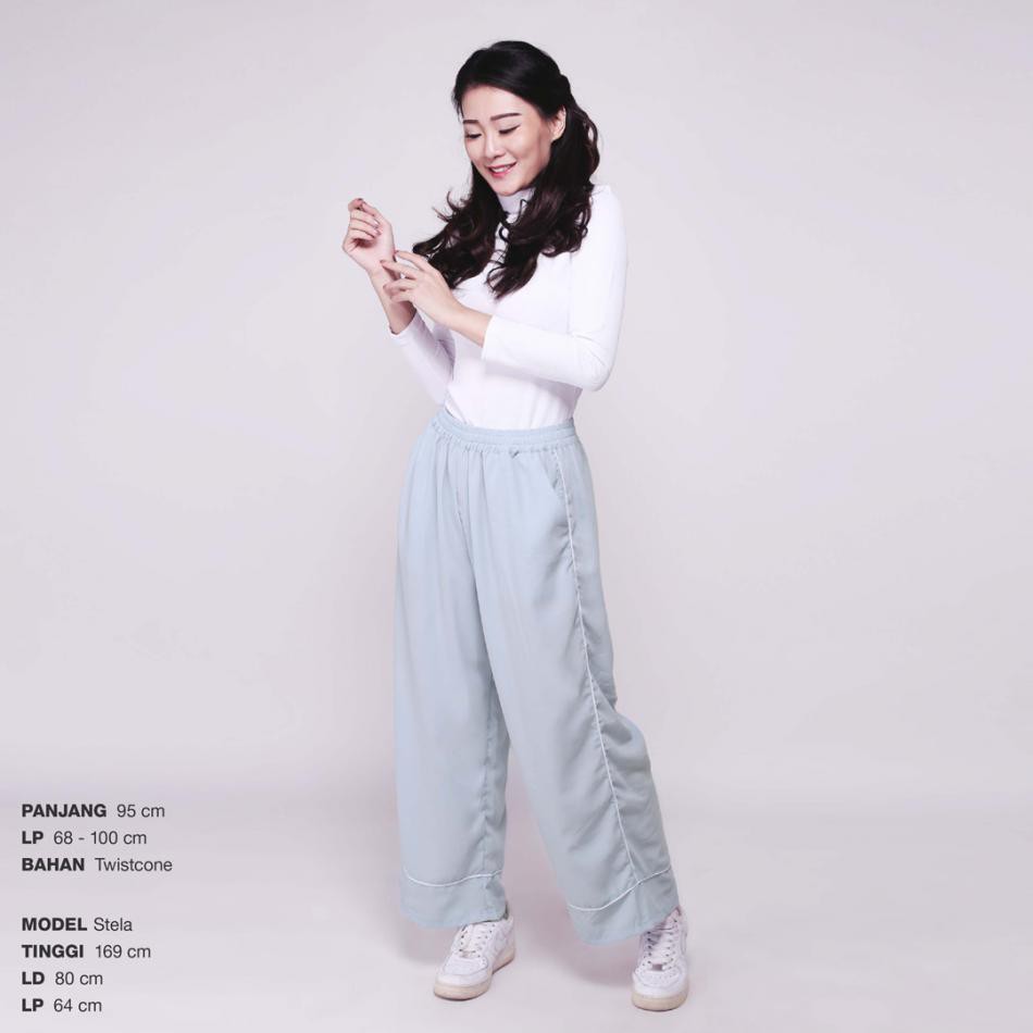 Bawahan Wanita - Stripe Walker Pants Celana Kulot