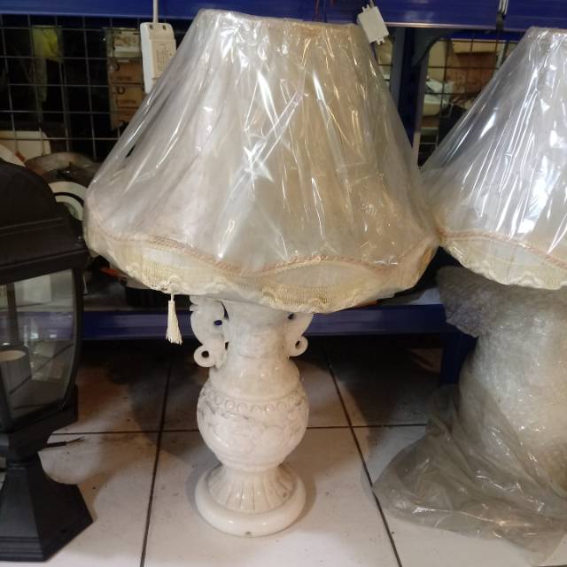 Lampu nakas marmer