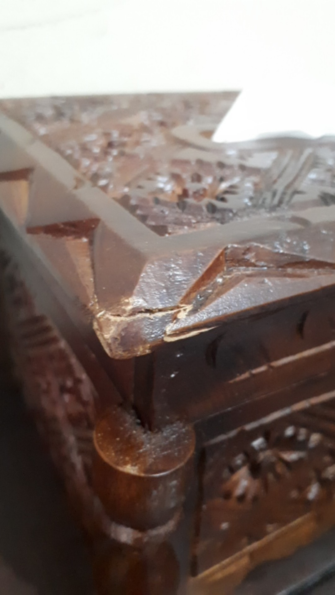 Kotak Tisu Ukir Batik Kayu Jati