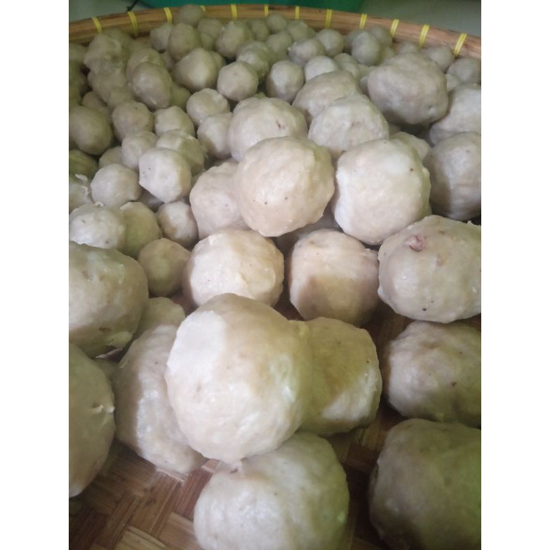 

baso sapi / baso urat / ukuran besar isi 14