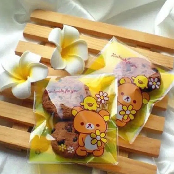

(10 pcs) kantong plastik kemasan permen kue tema rilakuma/ cookies bag candy/ souvenir hampers
