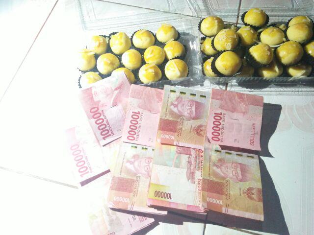 Kemeja Batik Pria Lengan Panjang Batik Kerja Kantor Sogan Kenongo Terlaris