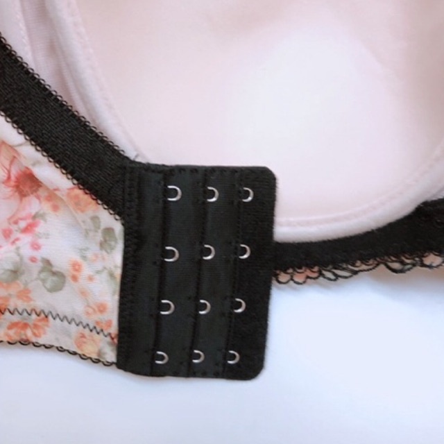 Bra (K-D49) Pakaian dalam wanita / berkawat dan elegen