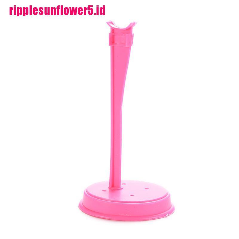 1pc Stand Hanger Pakaian Warna Pink Untuk Furnitur Rumah Boneka Barbie