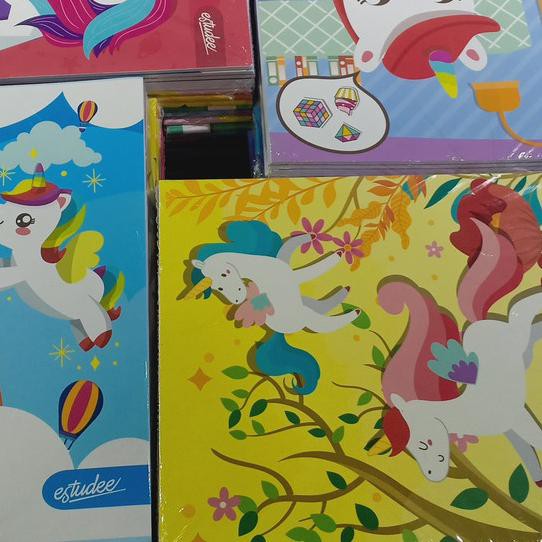 

♞ Buku Tulis Estudee Kwarto 38 Unicorn Isi 10 ♠