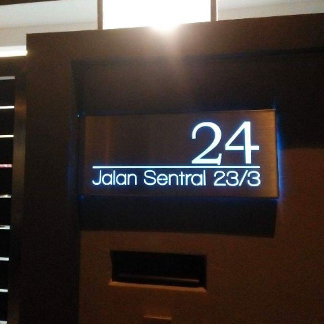 Nomor Rumah Kamar Acrylic Lampu LED
