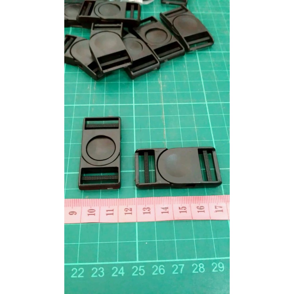 

Stopper Tali Lanyard Id Card Name Tag ACT Kualitas Bagus 20mm | 2cm