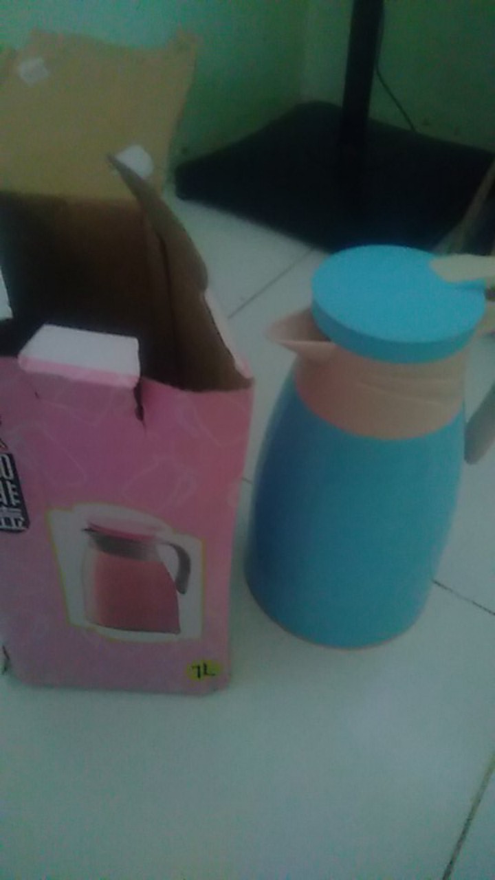 Teko Pinguin / Teko Termos Vacuum Anti Panas 1 Liter