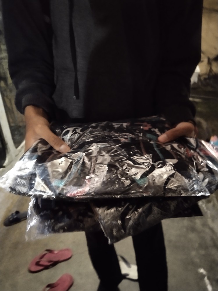 Maura Couple - Sania Ruffle Batik Couple Ori Ndoro Jowi Garansi Termurah Shopee -  Batik Modern Solo