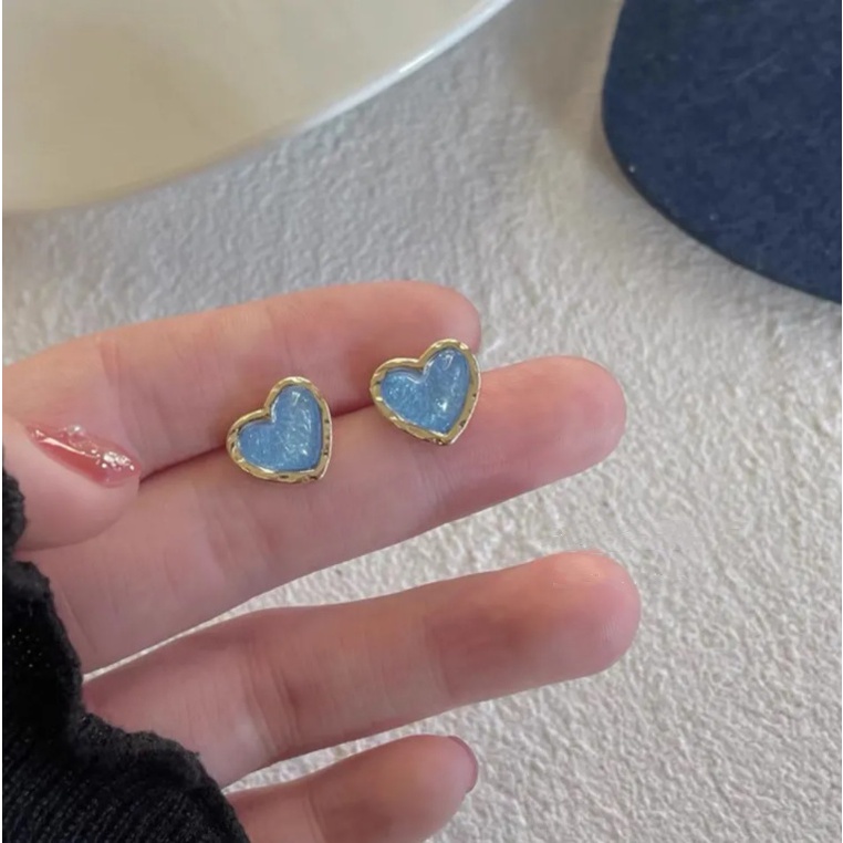 Anting Bentuk Hati Warna Biru Gaya Vintage Untuk Wanita