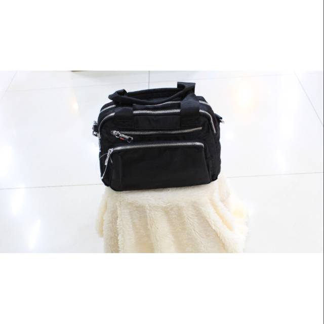 TAS SELEMPANG OKEDA HITAM ANTI AIR
