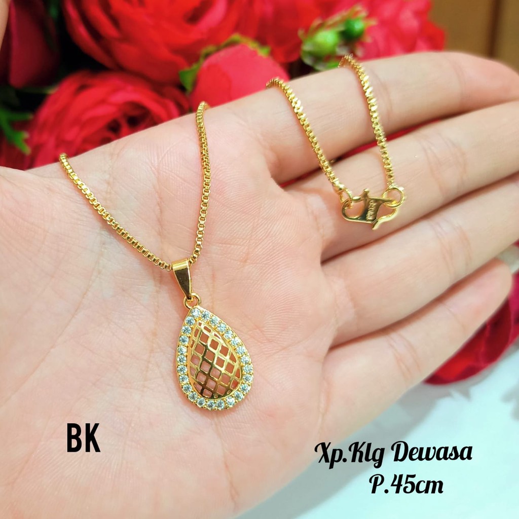 Kalung TITANIUM Dewasa motif tetes jaring permata zircon gold, tidak karat COD