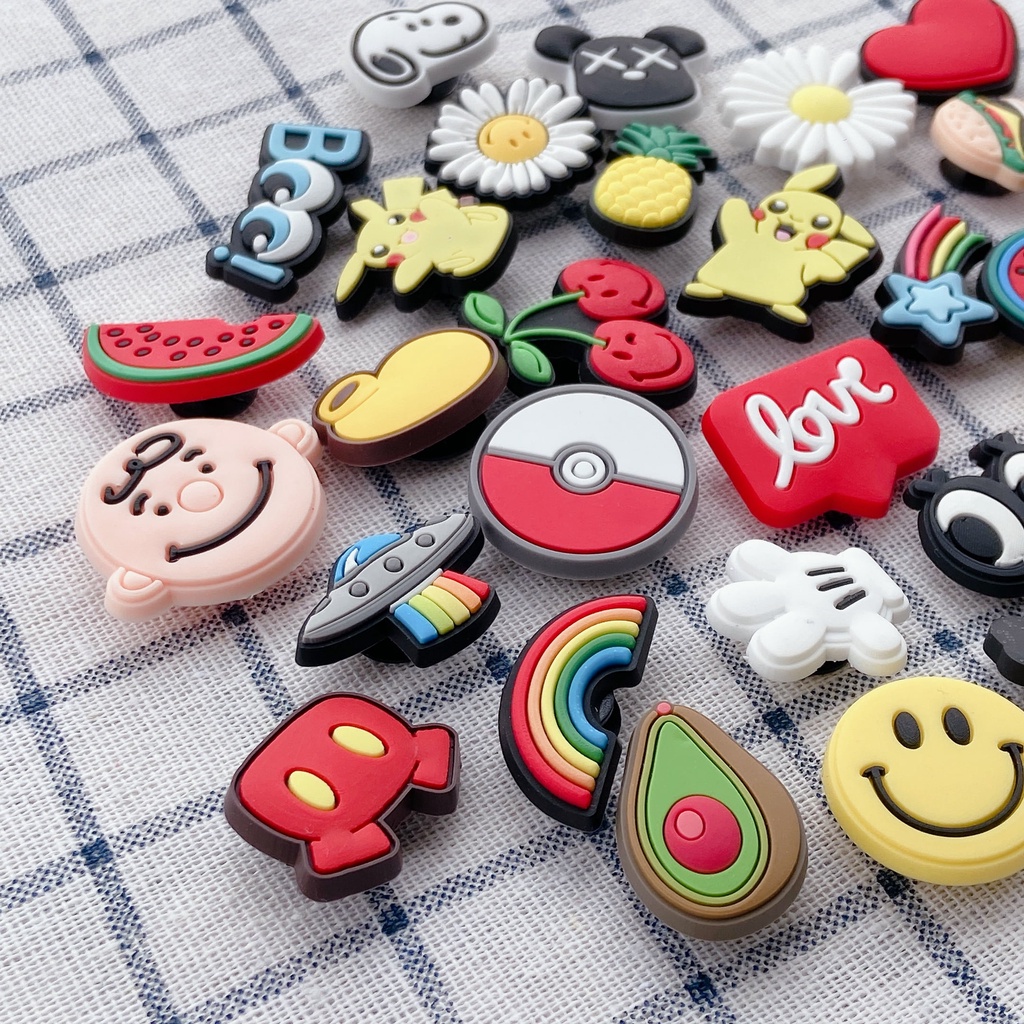 Croc Sepatu Anak Laki-Laki / Perempuan Model Kancing croc / jibz / croc / DIY