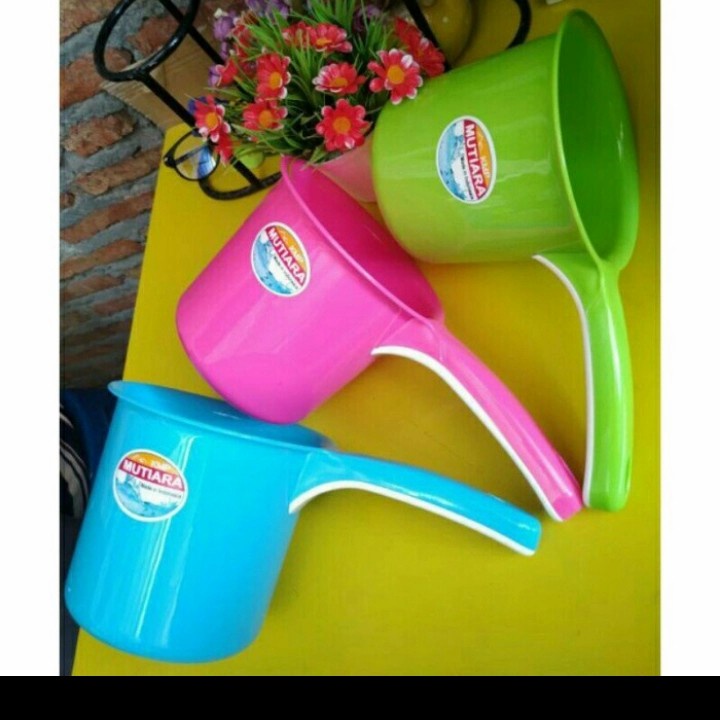 Gayung Mandi Besar - Gayung plastik KMP Mutiara