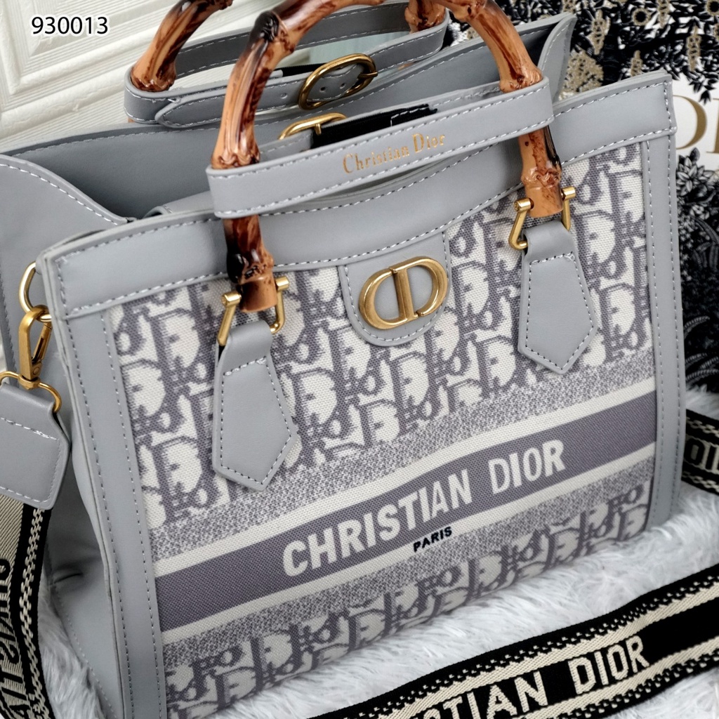 CD Diana Houndstooth Tote 930013