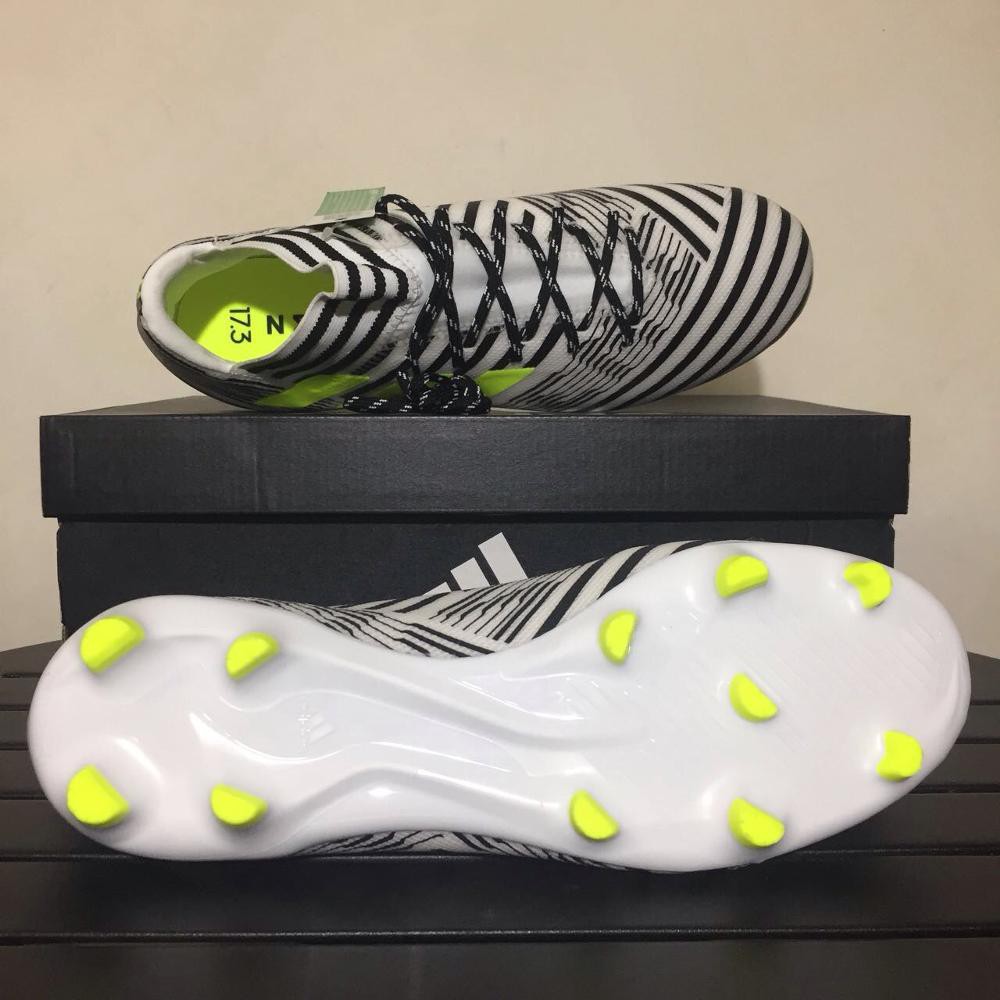 Sepatu Bola Adidas Nemeziz 17 3 FG White Black S80599 Original BNIB Baru