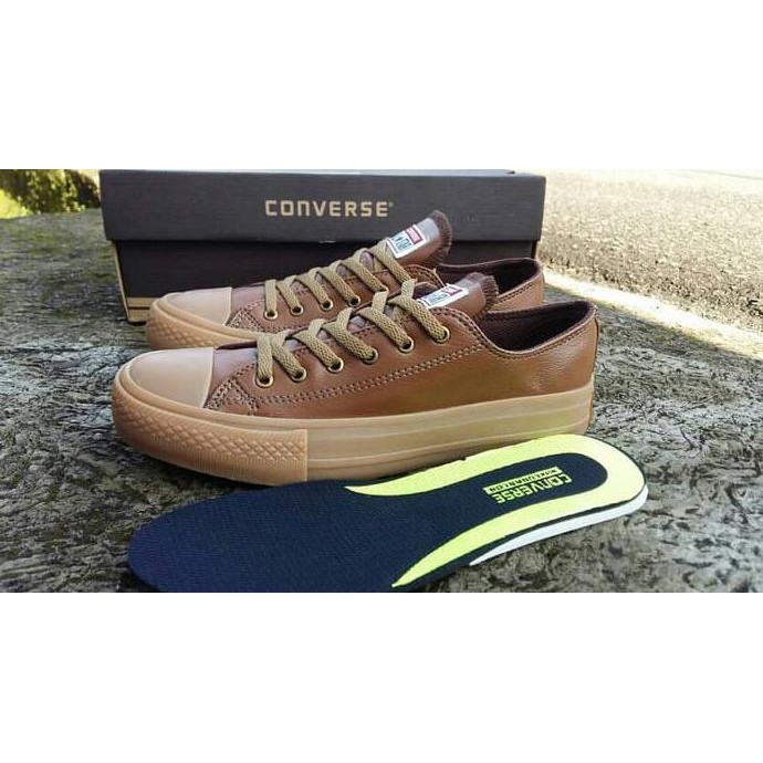 promo sepatu sneakers pria kulit / sepatu sekolah converse / sepatu pria terbaru