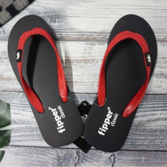 Sandal Fipper Classic Hitam Tali Merah