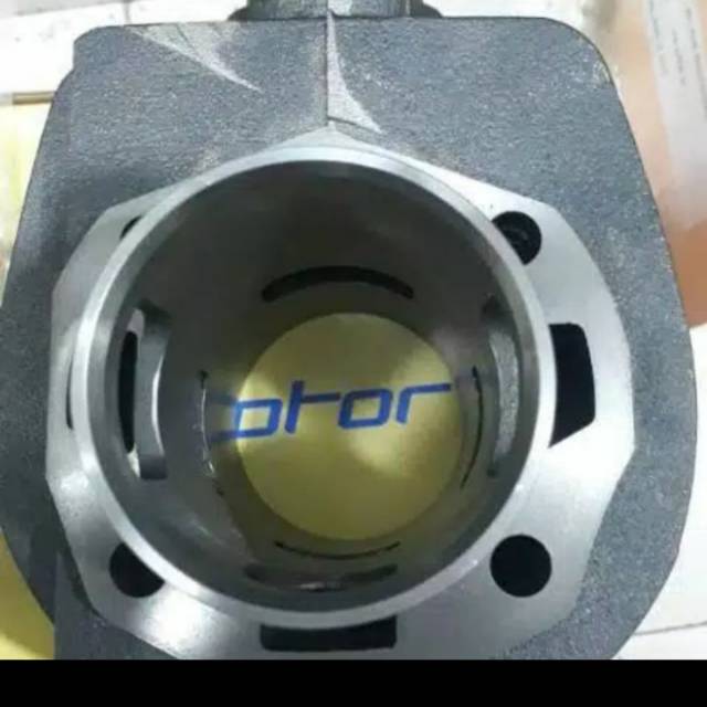 BLOK SILINDER LUBANG 3 KOMPLIT VESPA DANMOTOR
