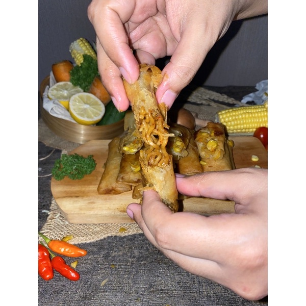 

LUMPIA GEBRAK (ISI MIE) BY ROTICOKLATKU.EXPRESS