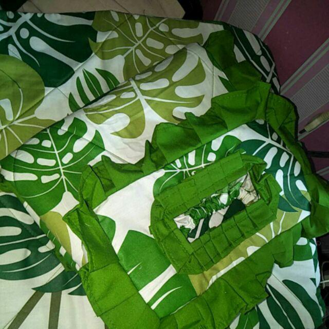 Sarung Bantal Kursi Monstera Hijau