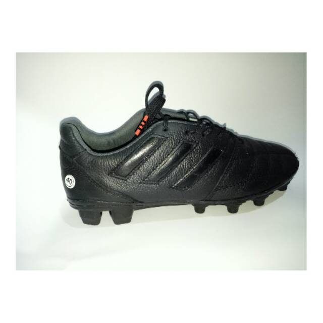 FOOTBALL ADIDAS SHOES