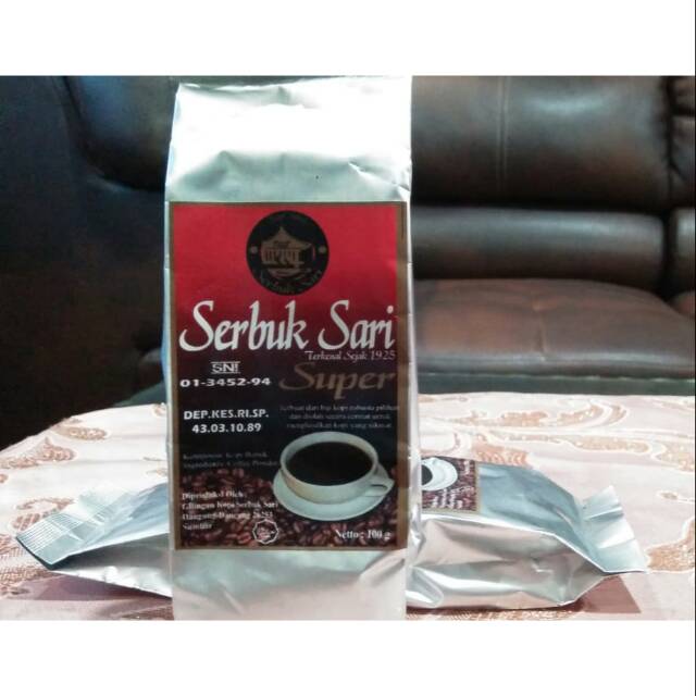 

Kopi bubuk hitam serbuk sari