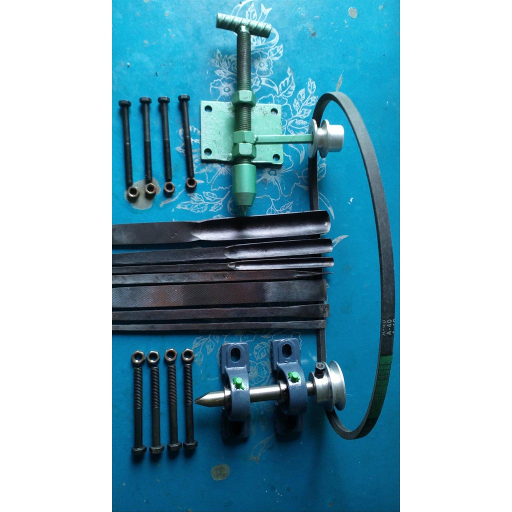 komponen mesinbubut kayu lengkap dg pahat bubutnya perkakas