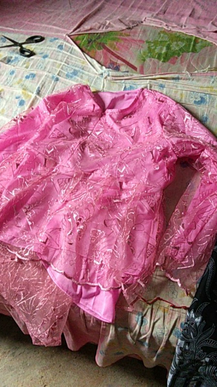 Promo Termurah Sarimbit  Keluarga | Nayaka Batik-couple Annabel Pinguin Tille Lengan Panjang