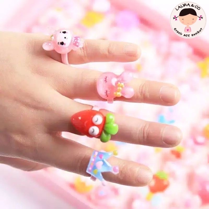 Cincin Mini Box Love Helo Kitty 10pc Grosir Lusinan Mainan Anak Perempuan