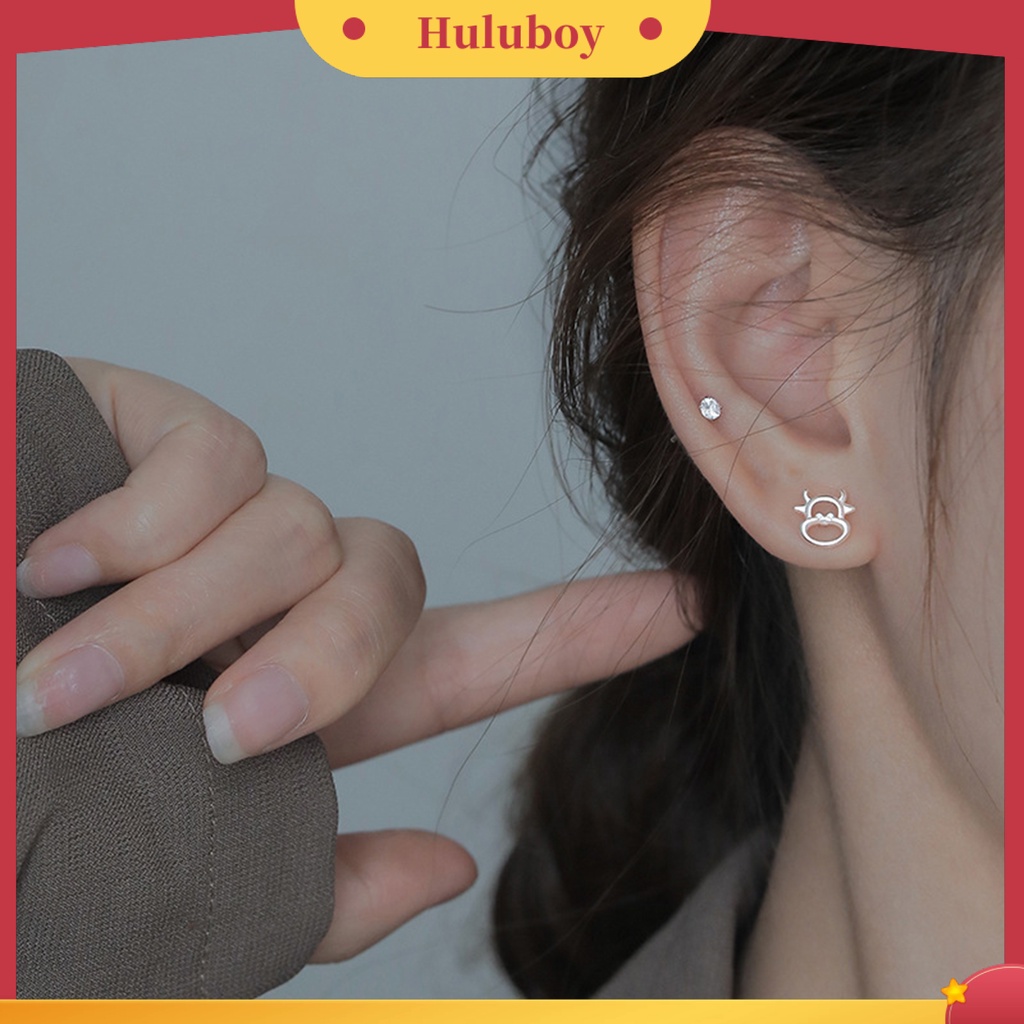 Hu Hu Hu Hu Hu Alat Bantu Pasang Kacamata♡ 1 Pasang Anting Stud Desain Zodiak Sapi Model Hollow Untuk Wanita