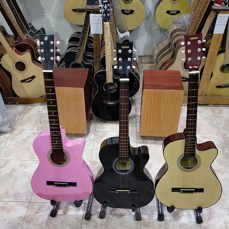 gitar akustik Yamaha untuk pemula