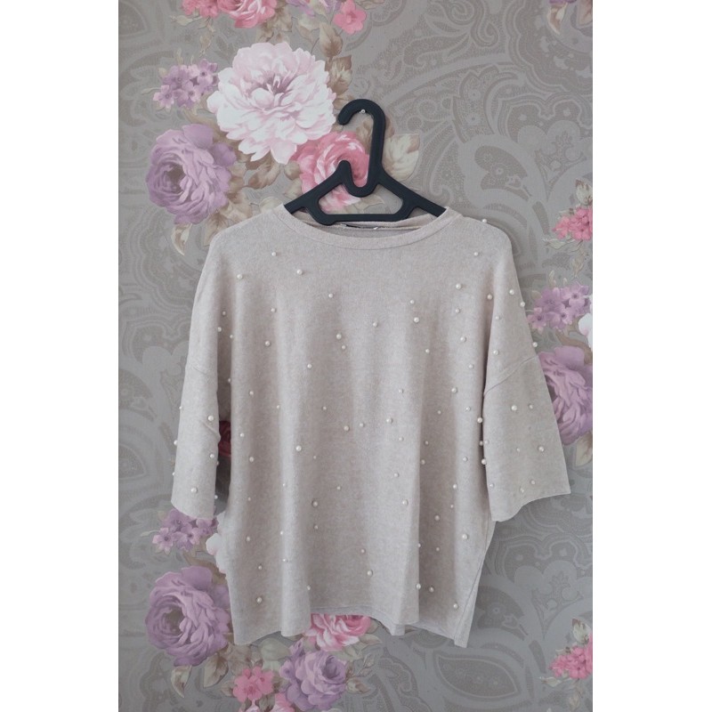 ZARA Oversized T-Shirt with Pearl (Used)