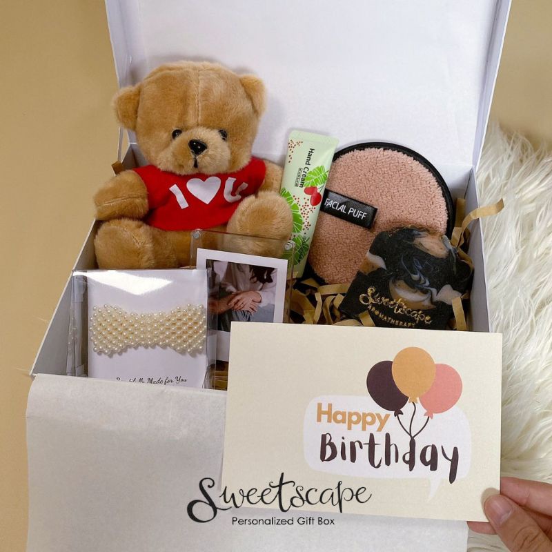 

Gift Box Package 330-Paket Hampers 330 - Birthday Parcel - Parcel Ultah