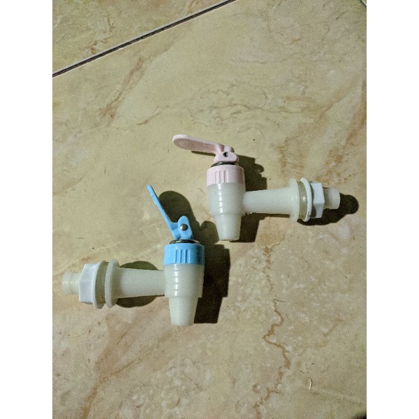 kran galon/kran guci/kran guci galon