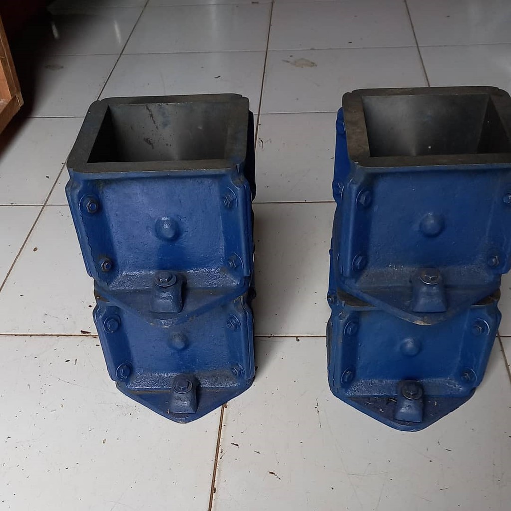 Cetakan Kubus Beton