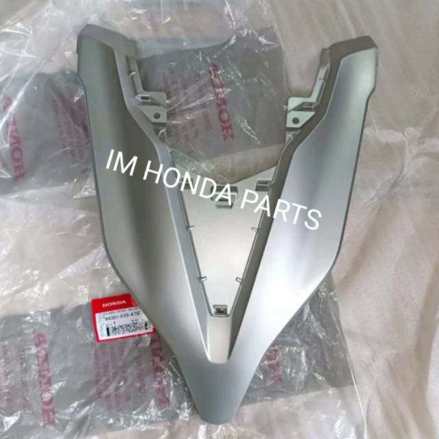 Cover tameng body depan Honda Vario 125 150 LED 2018-2020 silver original