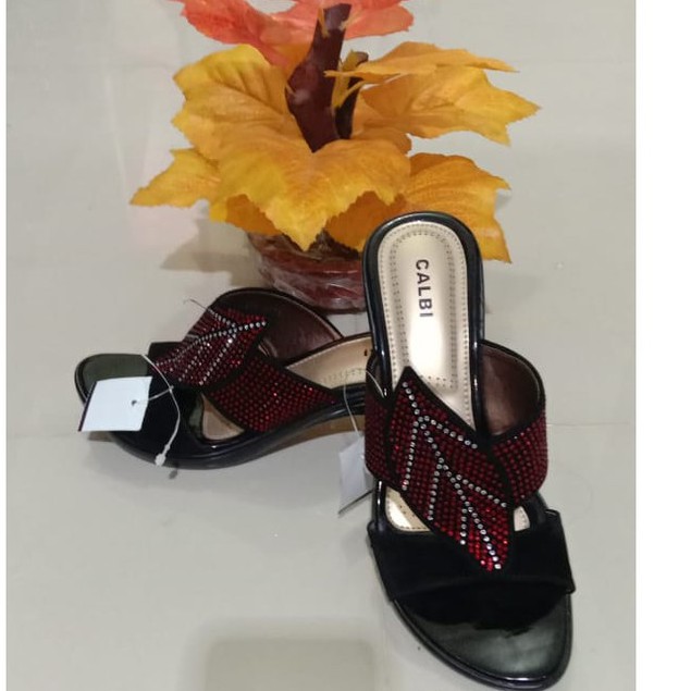 SANDAL CALBI DAUN MERAH CRX.3111