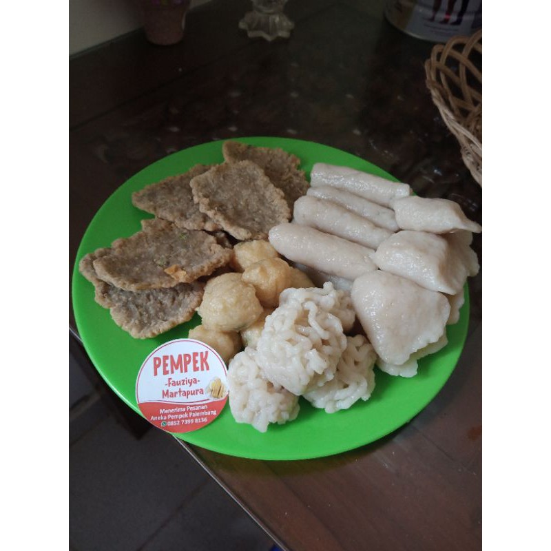 

Paket pempek campur