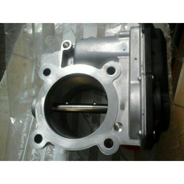 Throotle body Pajero / Triton