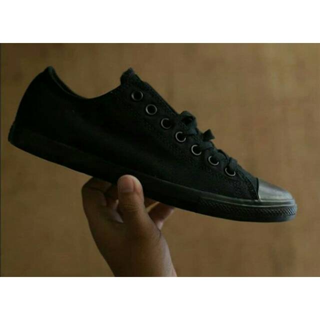 converse slim black