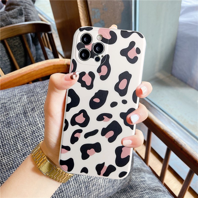 Soft Case Motif Print Sapi Smiley Untuk Oppo A54 A95 A76 A57 2022 A16 A15 A7 A12 A15S A3S Reno 7 6 5 4F 4Lite 4 A74 A12E A94 A52 A72 A5S A93 A5S A1K A53 A33 Case Bahan Tpu