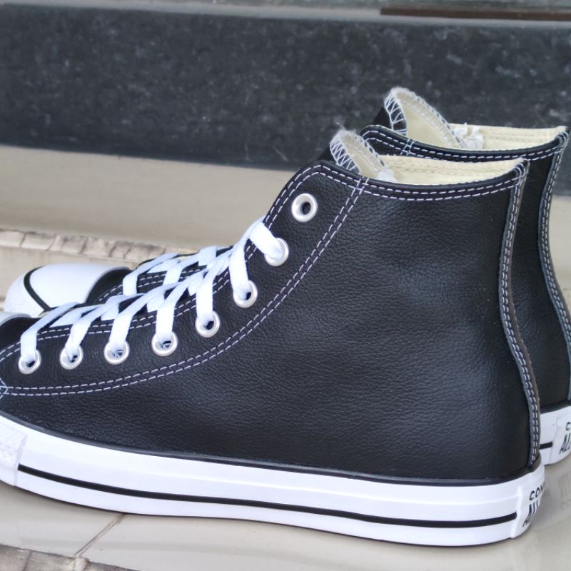 Converse Chuck Taylor Black White Leather Hi