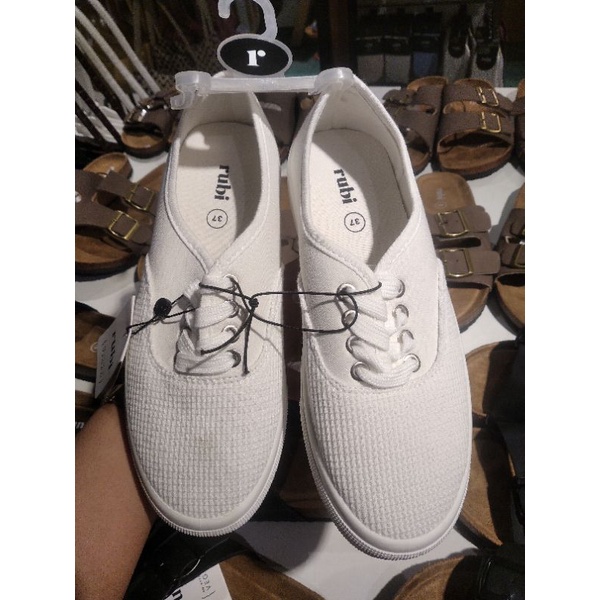 SEPATU SNEAKERS RUBI WHITE NEW ARRIVALS