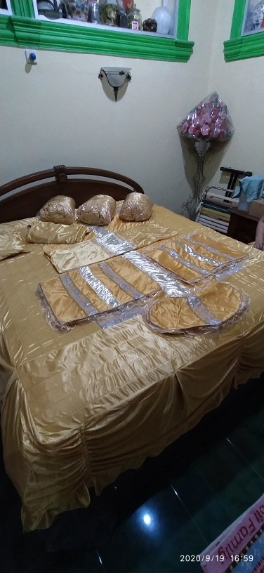 Set Sprei Pengantin