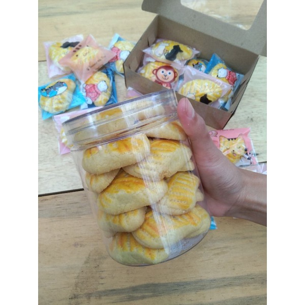 

Nastar Daun Kemasan Toples