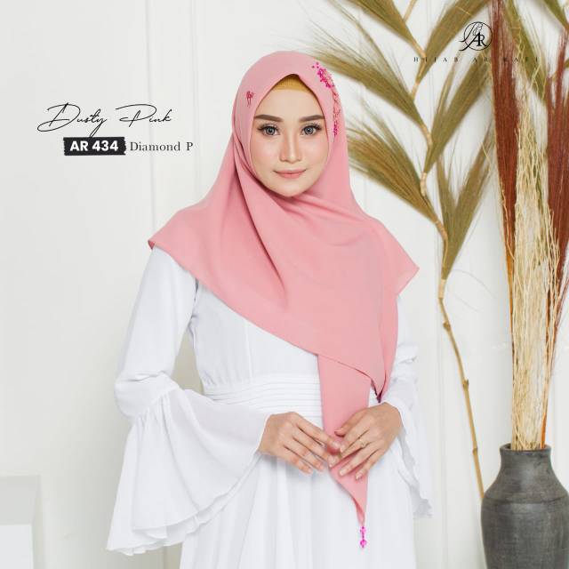 HIJAB SEGIEMPAT TERBARU BY ARRAFI KODE AR434